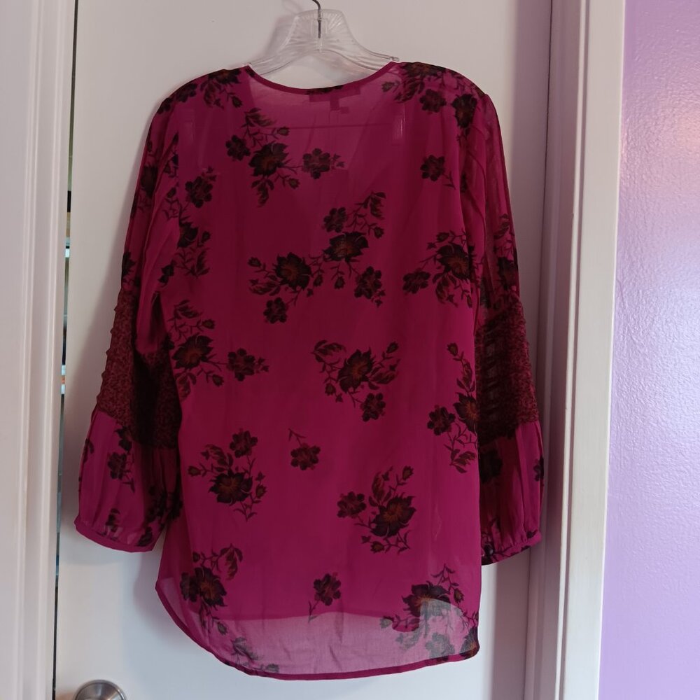 Daniel Rainn Women's Size Medium Boho Magenta and Black Pull Over Top NWT - Picture 5 of 7